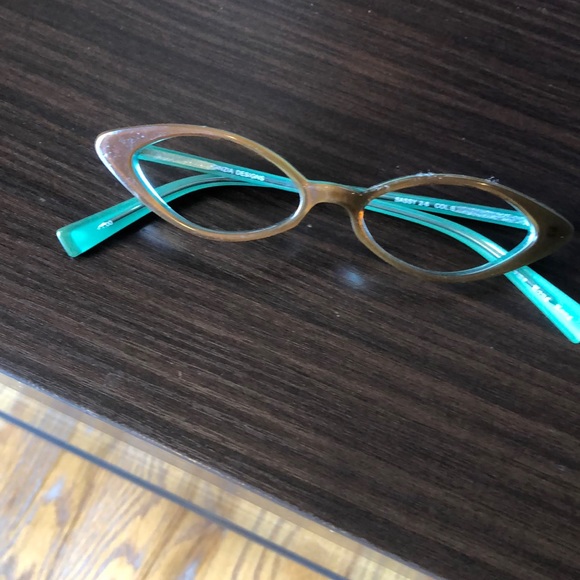 Frames - Picture 1 of 3